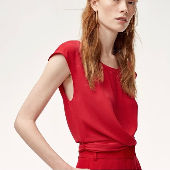 Aritzia Red Top - Picture 4 of 4